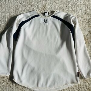 Vintage NY Yankees Majestic White Long Sleeve Shirt. Cooperstown